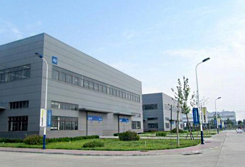 鑫億科技取得鋁型材粉末噴涂多角度調(diào)節(jié)機構專利，可讓鋁型材側(cè)面全部噴到粉末:粉末噴涂
